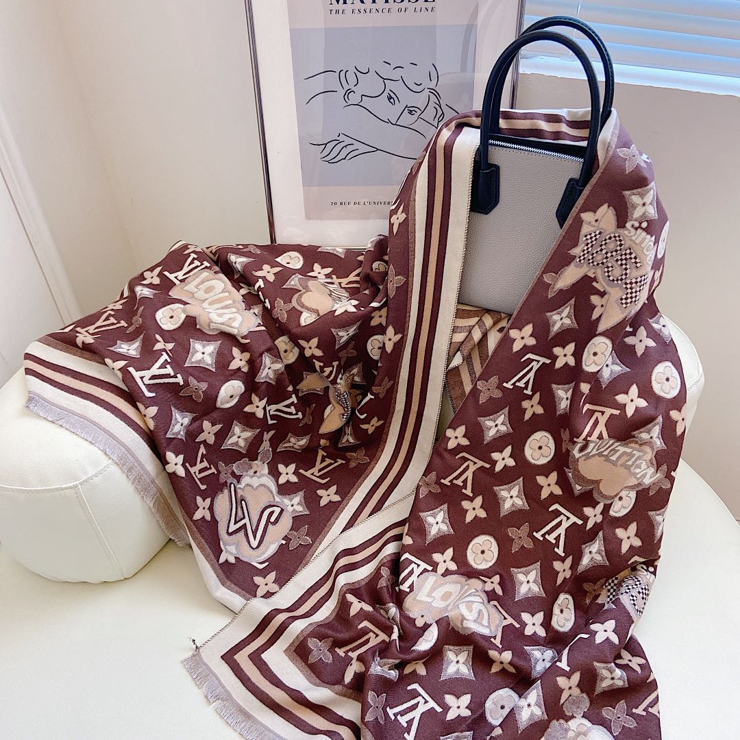 Louis Vuitton Cashmere Monogram Jacquard Scarf Shawl for Women – product image 23