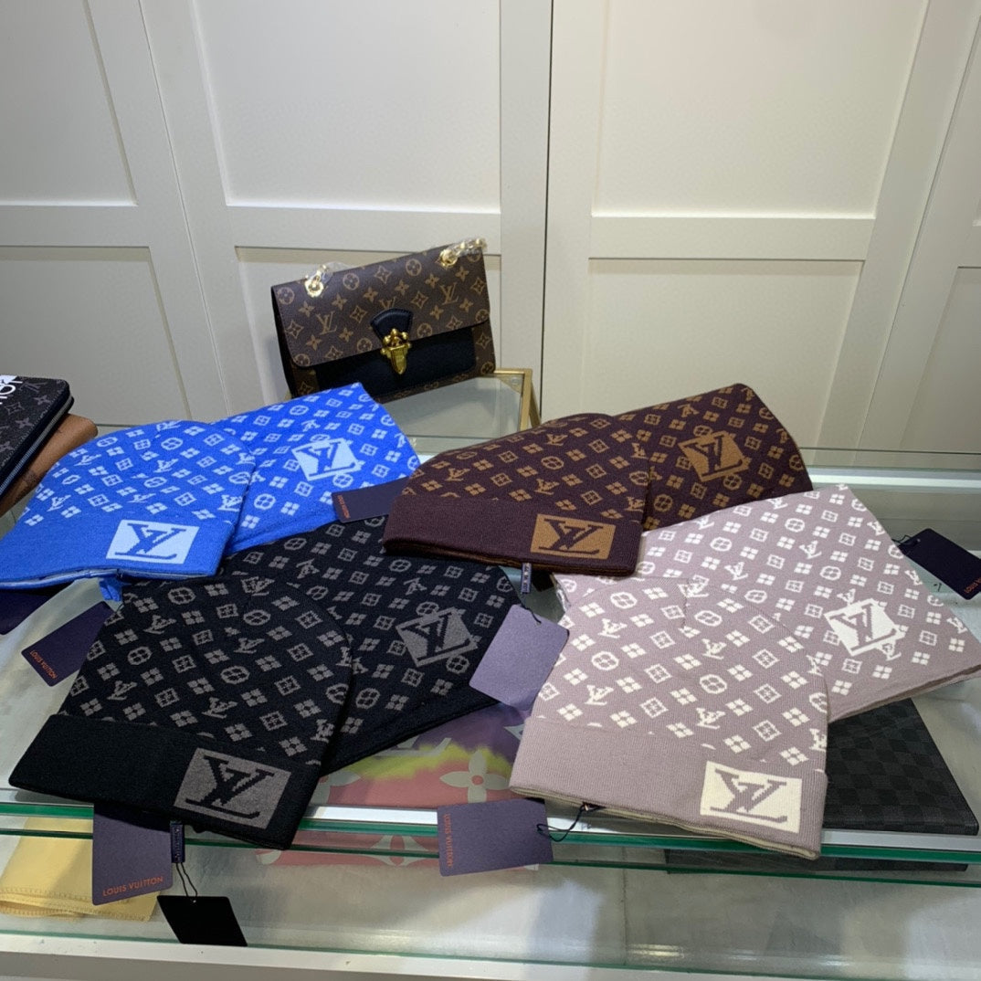 Louis Vuitton Cashmere Monogram Letter Jacquard Scarf Hat Set for Women – product image 33