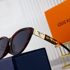 Louis Vuitton Cat-Eye Metal Logo Sunglasses for Unisex – product image 10