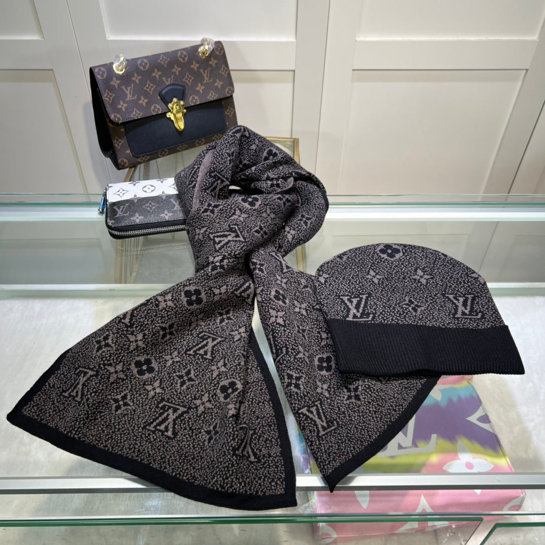 Louis Vuitton Classic Monogram Unisex Wool Scarf Hat Set – product image 23