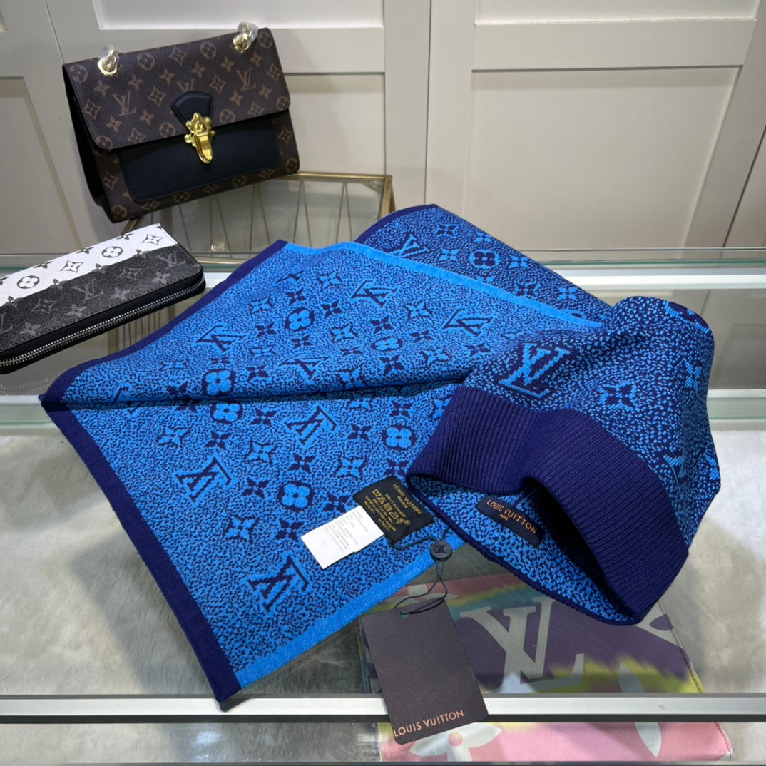 Louis Vuitton Classic Monogram Unisex Wool Scarf Hat Set – product image 28