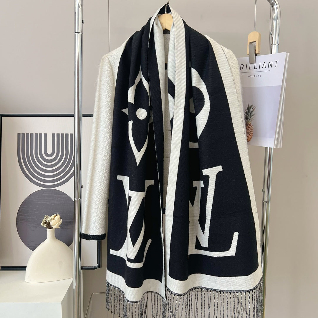 Louis Vuitton Classic Retro Big Embossed Cashmere Scarf for Women – product image 12