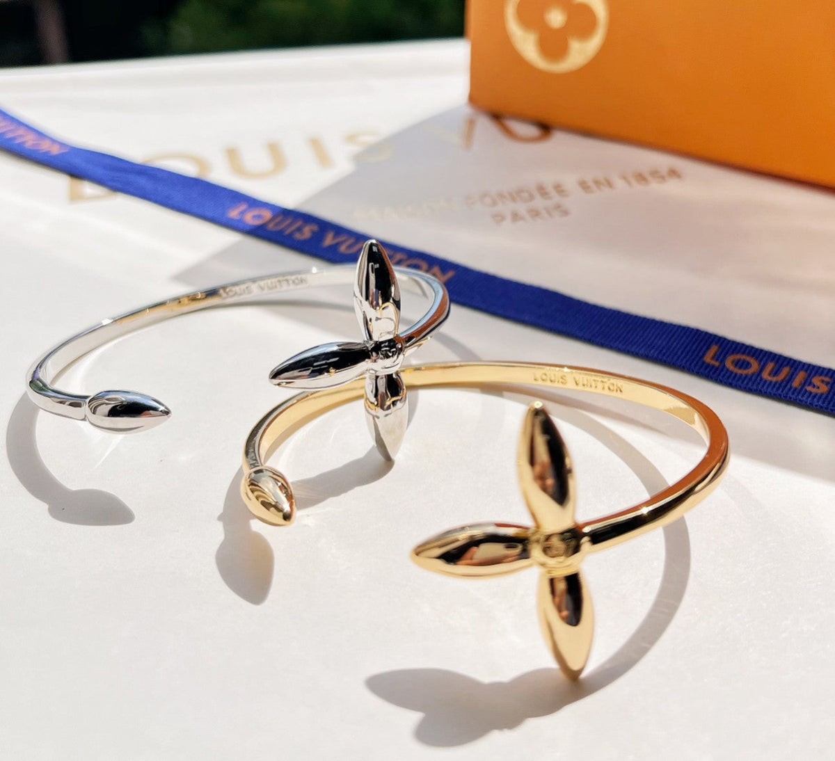Louis Vuitton Clover Open Bracelet – Luxury Jewelry – product image 6