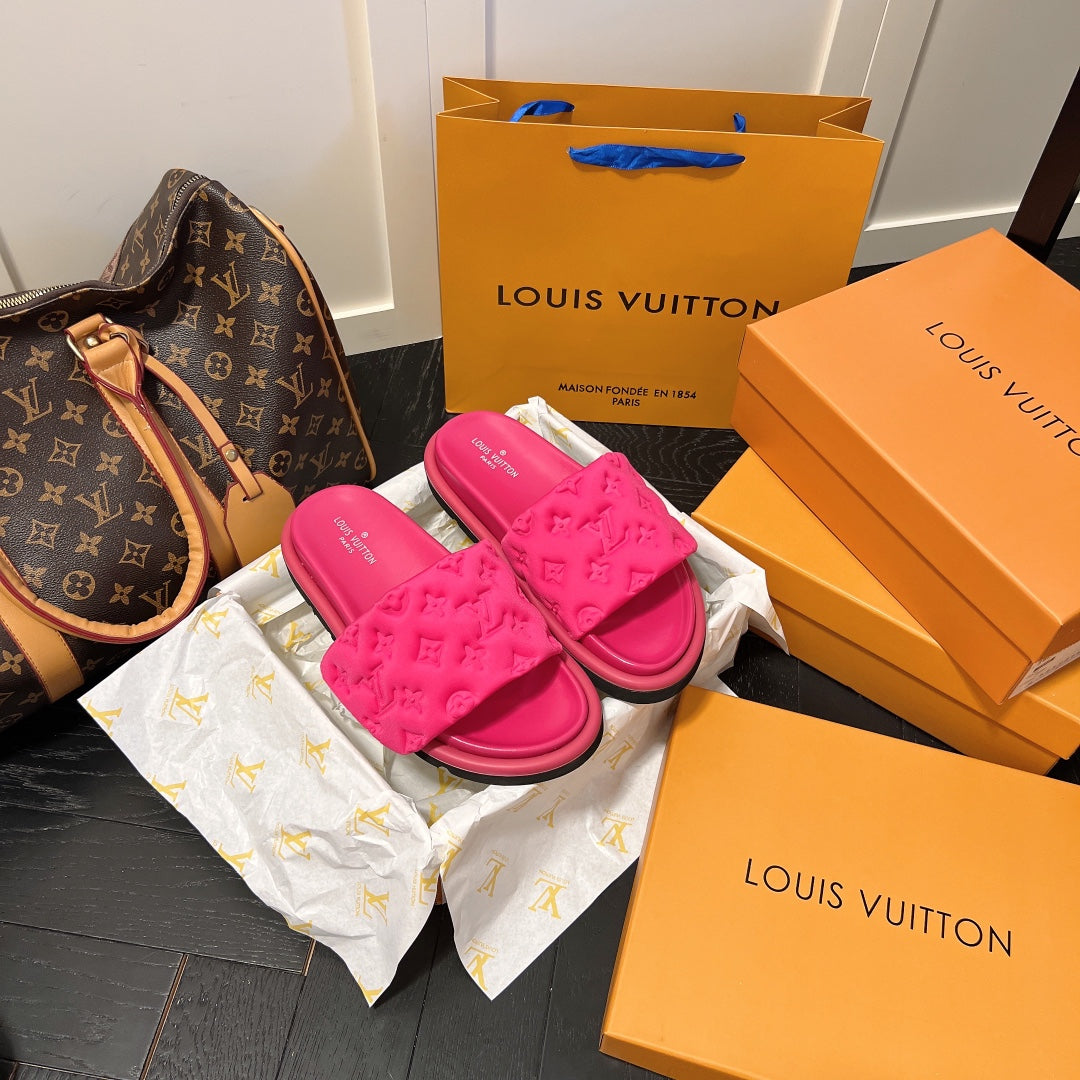 Louis Vuitton Couple Embossed Velcro Sandals – sandals product image 16