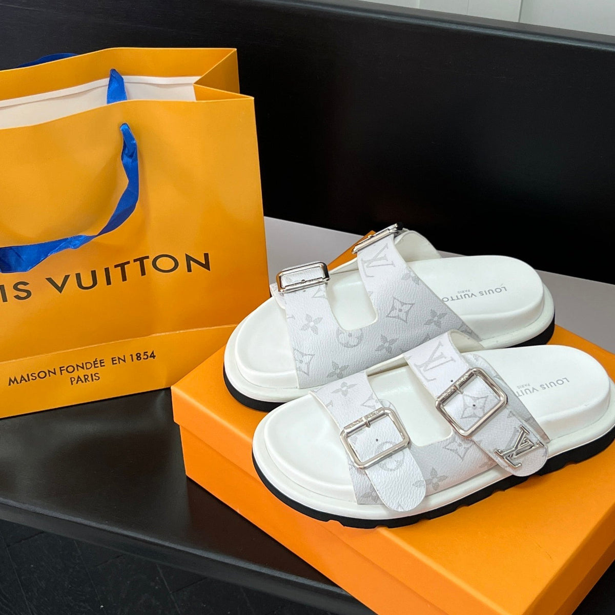 Louis Vuitton Couple's Monogram Comfort Sandals – sandals product image 3