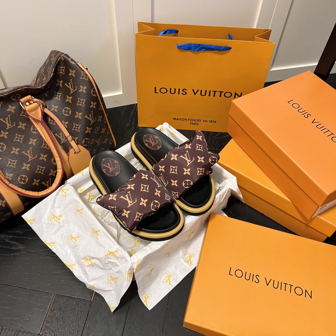 Louis Vuitton Couple Vintage Print Velcro Sandals – sandals product image 1