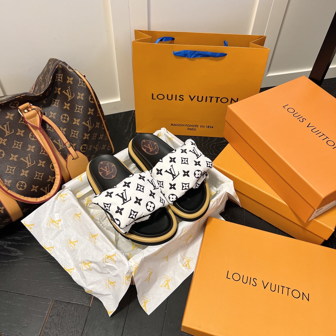 Louis Vuitton Couple Vintage Print Velcro Sandals – sandals product image 3