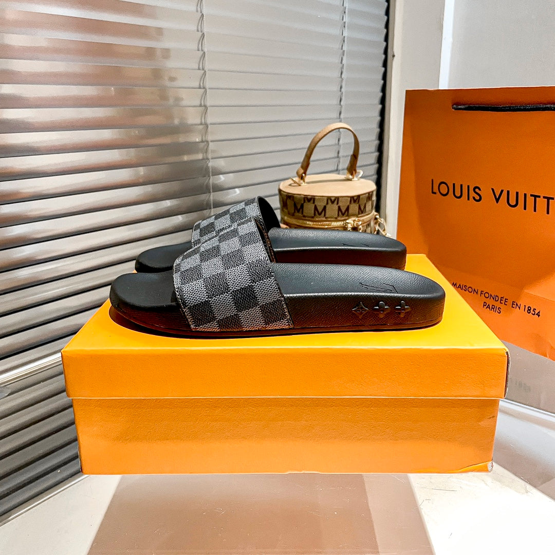 Louis Vuitton Couples Monogram& Checkerboard Flat Slippers – slippers product image 16