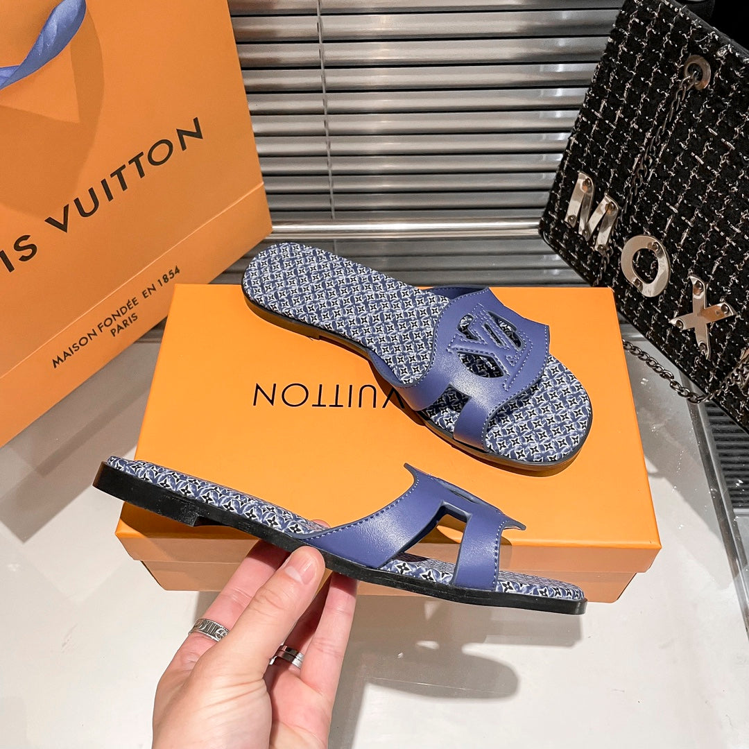 Louis Vuitton Cutout Letter Printed Slippers – slippers product image 14