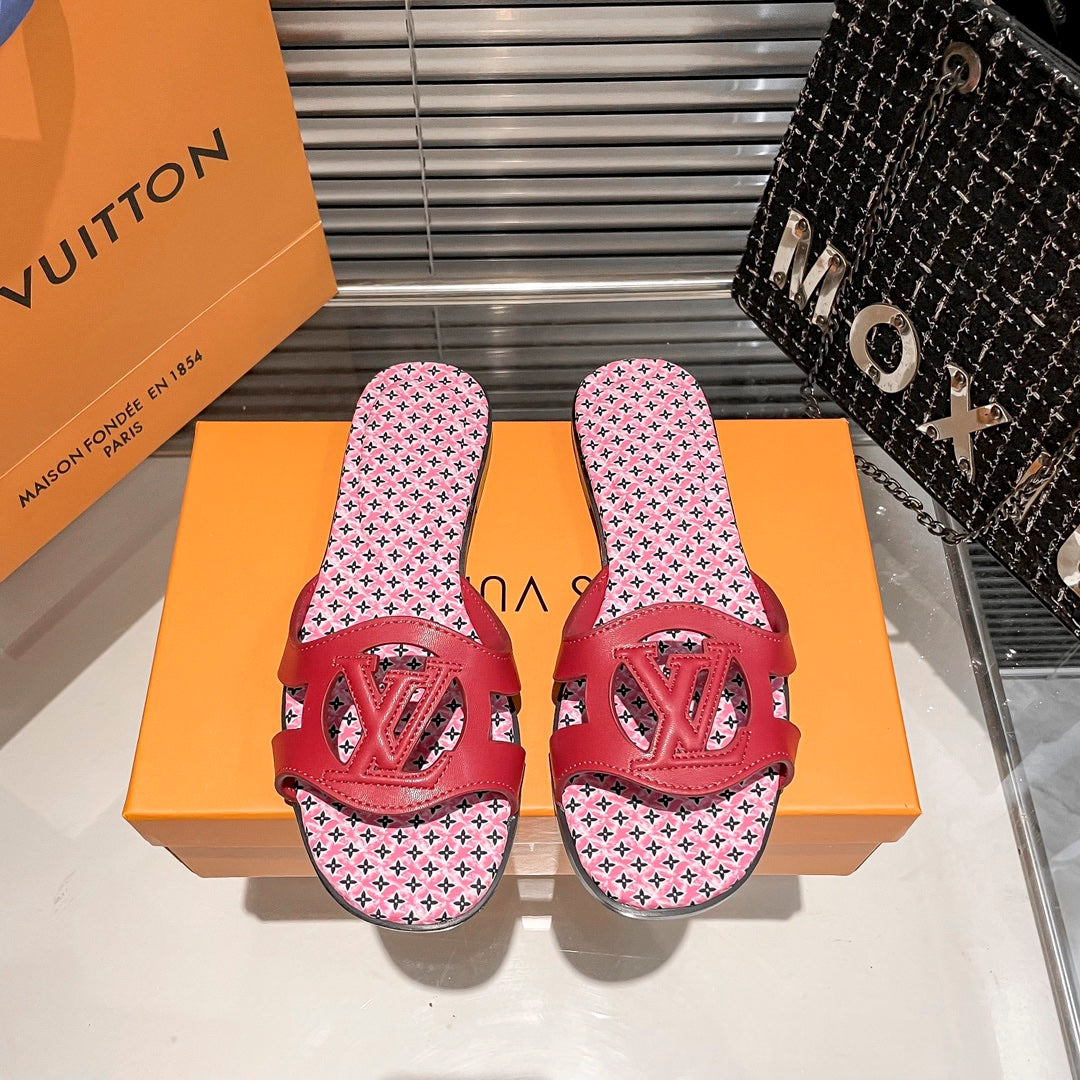 Louis Vuitton Cutout Letter Printed Slippers – slippers product image 6