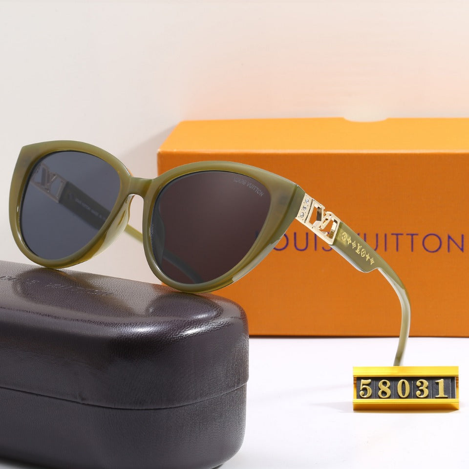 Louis Vuitton Diamond Monogram Square Polarized Sunglasses for Unisex – product image 7