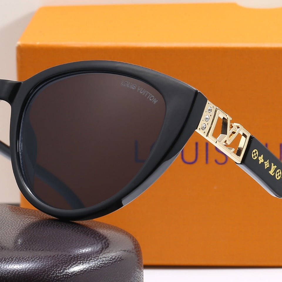 Louis Vuitton Diamond Monogram Square Polarized Sunglasses for Unisex – product image 9