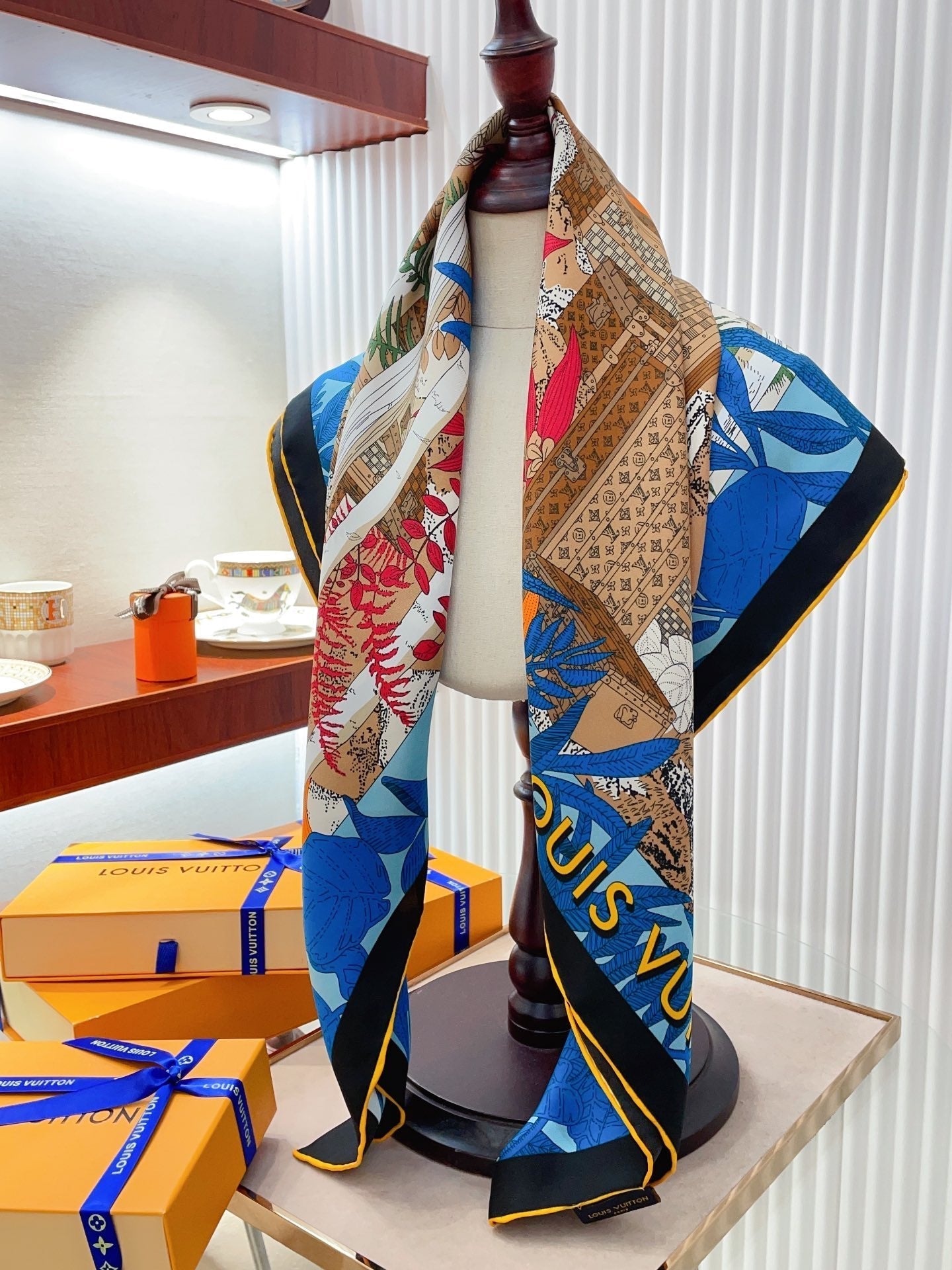 Louis Vuitton Enchanted Forest Silk Scarf for Women – product image 11