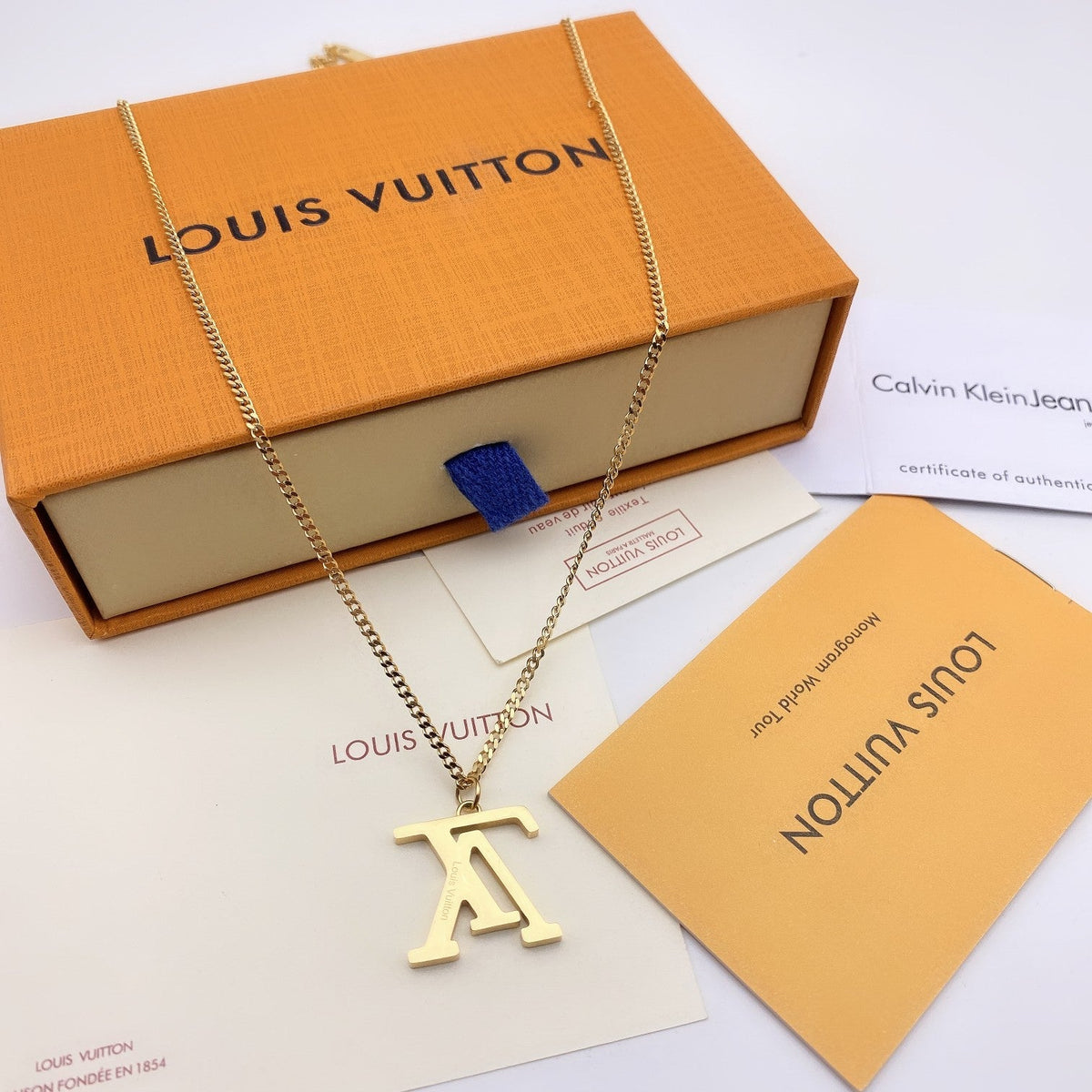 Louis Vuitton Exquisite 4-color Pendant Necklace – Luxury Designer Jewelry – product image 9