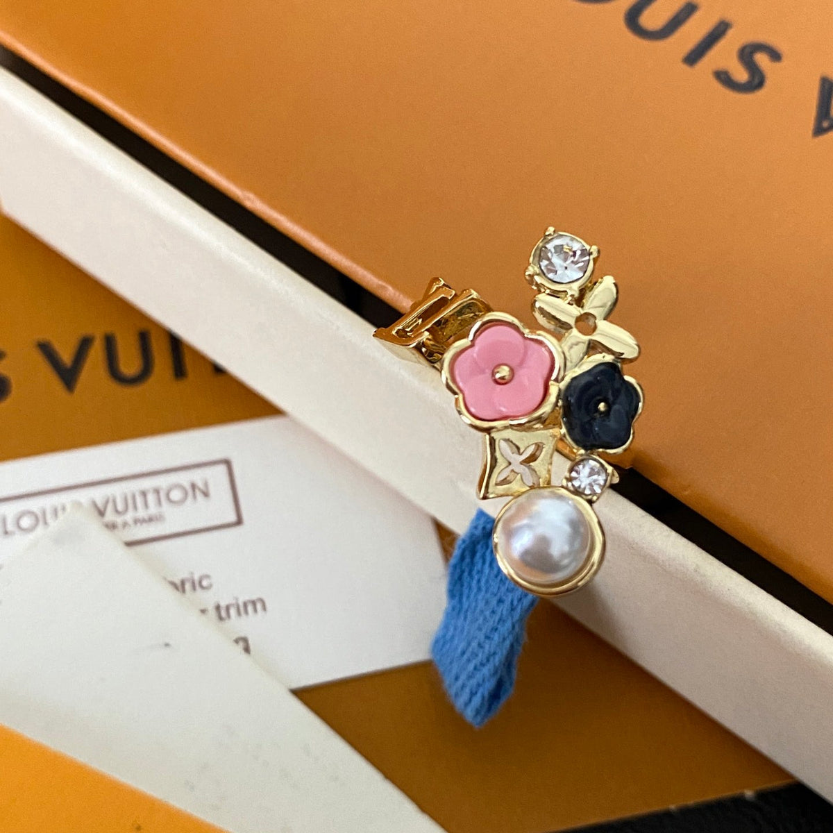 Louis Vuitton Floral Pearl Statement Open Ring – Luxury Designer Jewelry – product image 3