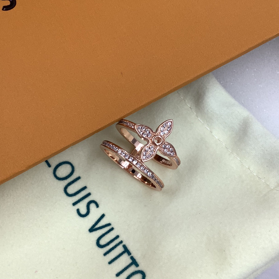 Louis Vuitton Flower Double Circle Ring – Luxury Designer Jewelry – product image 2