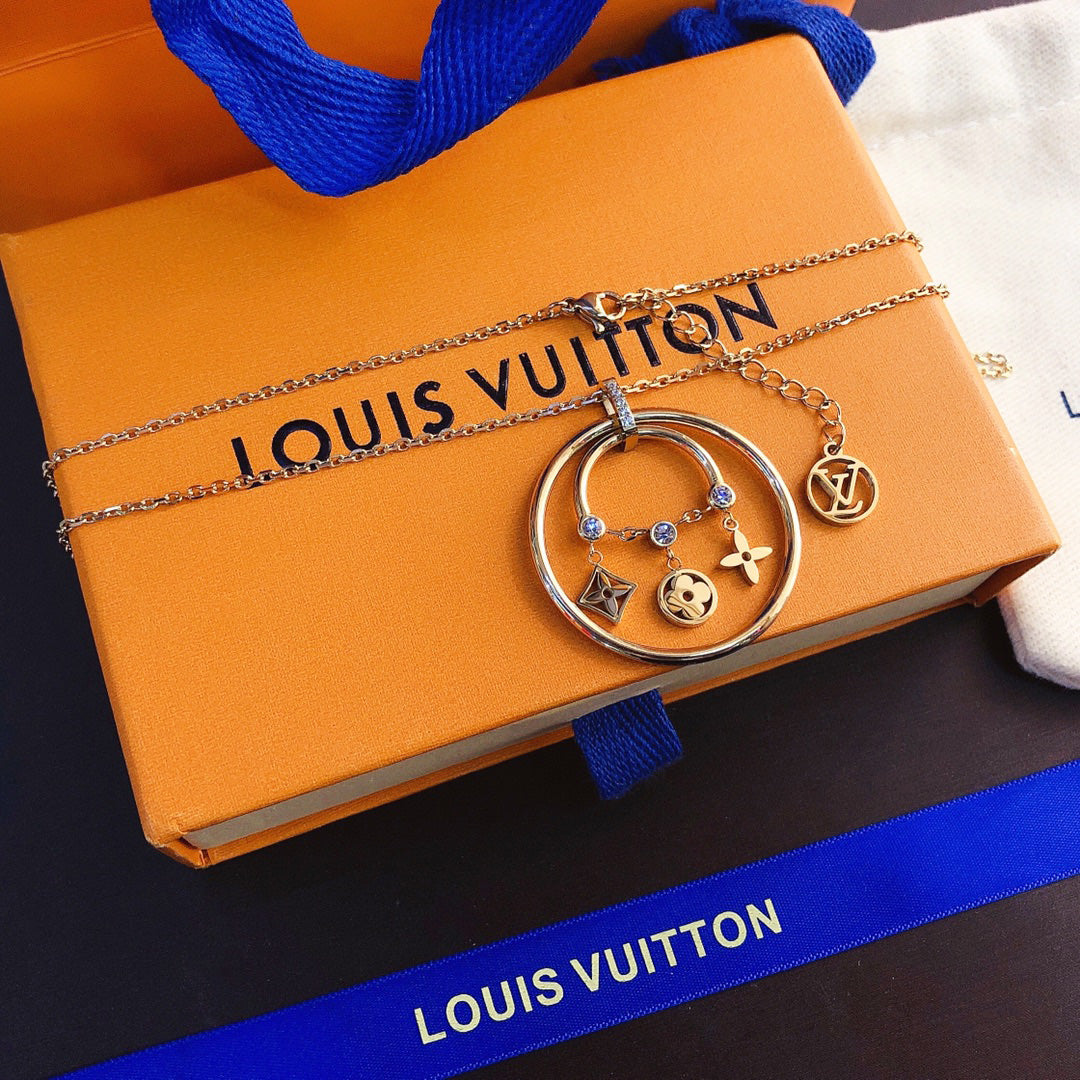 Louis Vuitton Four Leaf Clover Pendant Necklace – Luxury Designer Jewelry – product image 7