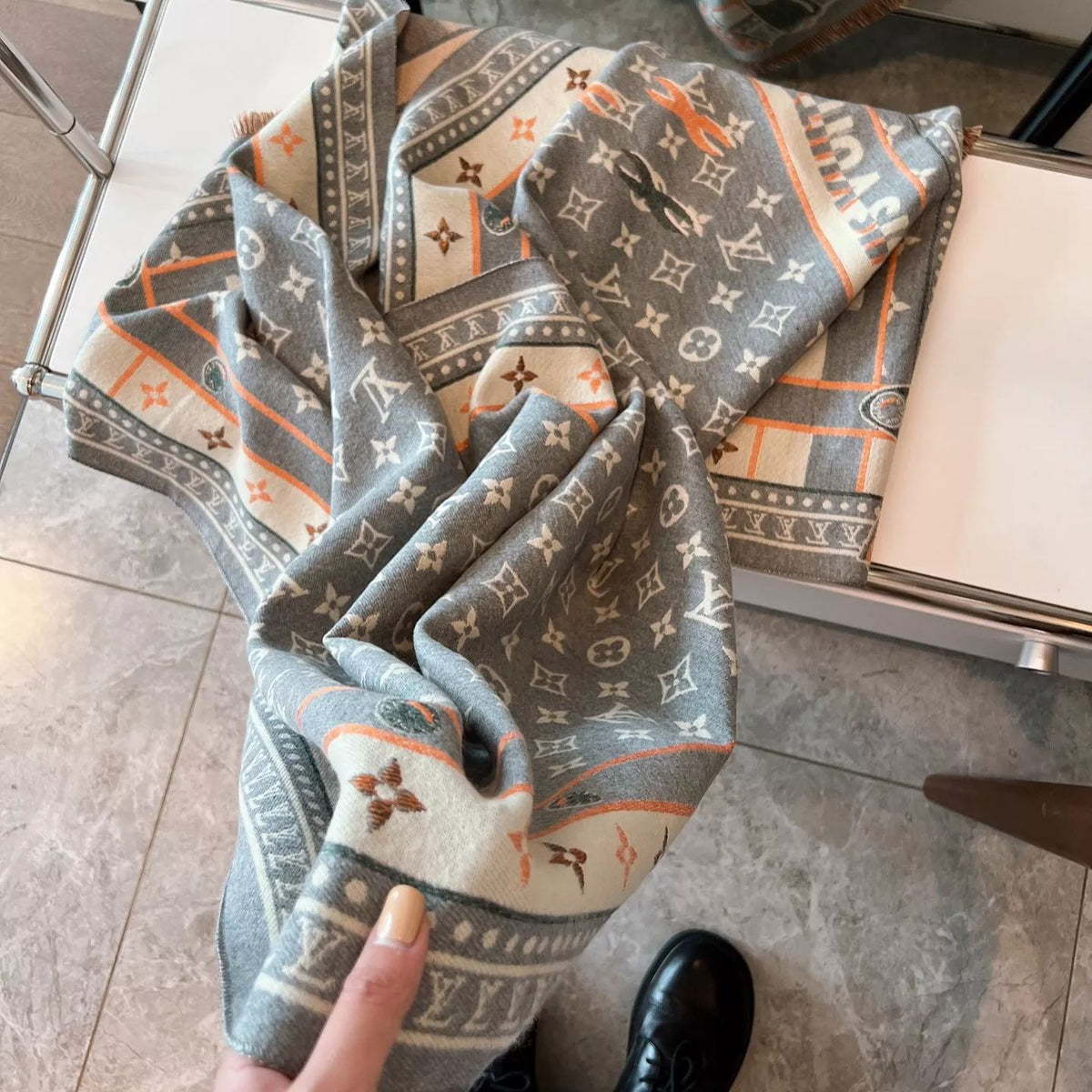 Louis Vuitton Full Monogram Cashmere Scarf Shawl for Women – product image 5