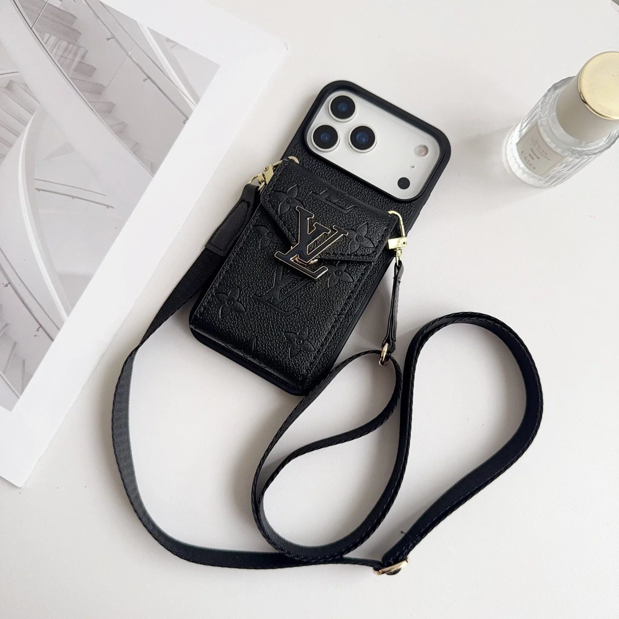 Gucci iPhone 17 Pro Max Case with Card Holder & Strap – GG Leather Wallet