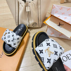 Louis Vuitton Letter Buckle Velcro Slippers – slippers product image 10