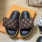 Louis Vuitton Letter Buckle Velcro Slippers – slippers product image 2