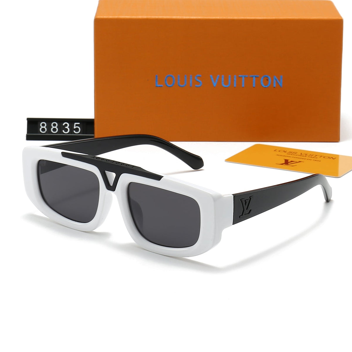 Louis Vuitton LV Square Gradient Polarized Sunglasses for Unisex – product image 15
