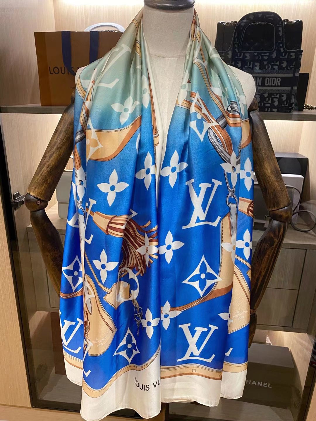 Louis Vuitton Monogram Satin Scarf Shawl for Women – product image 5