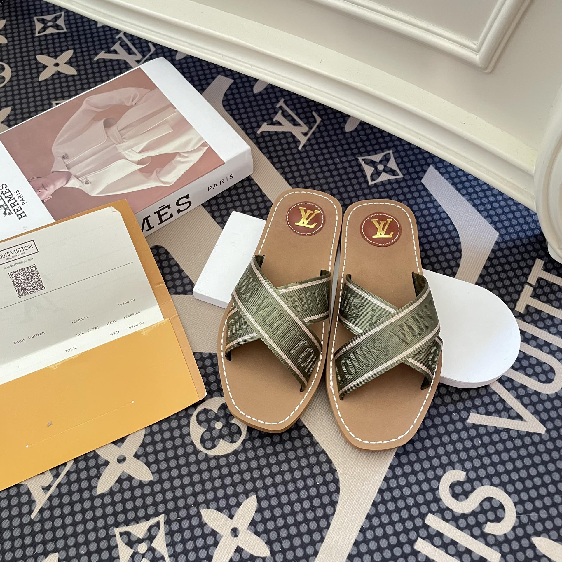 Louis Vuitton New Cross Strap Slippers Sandals – sandals product image 17