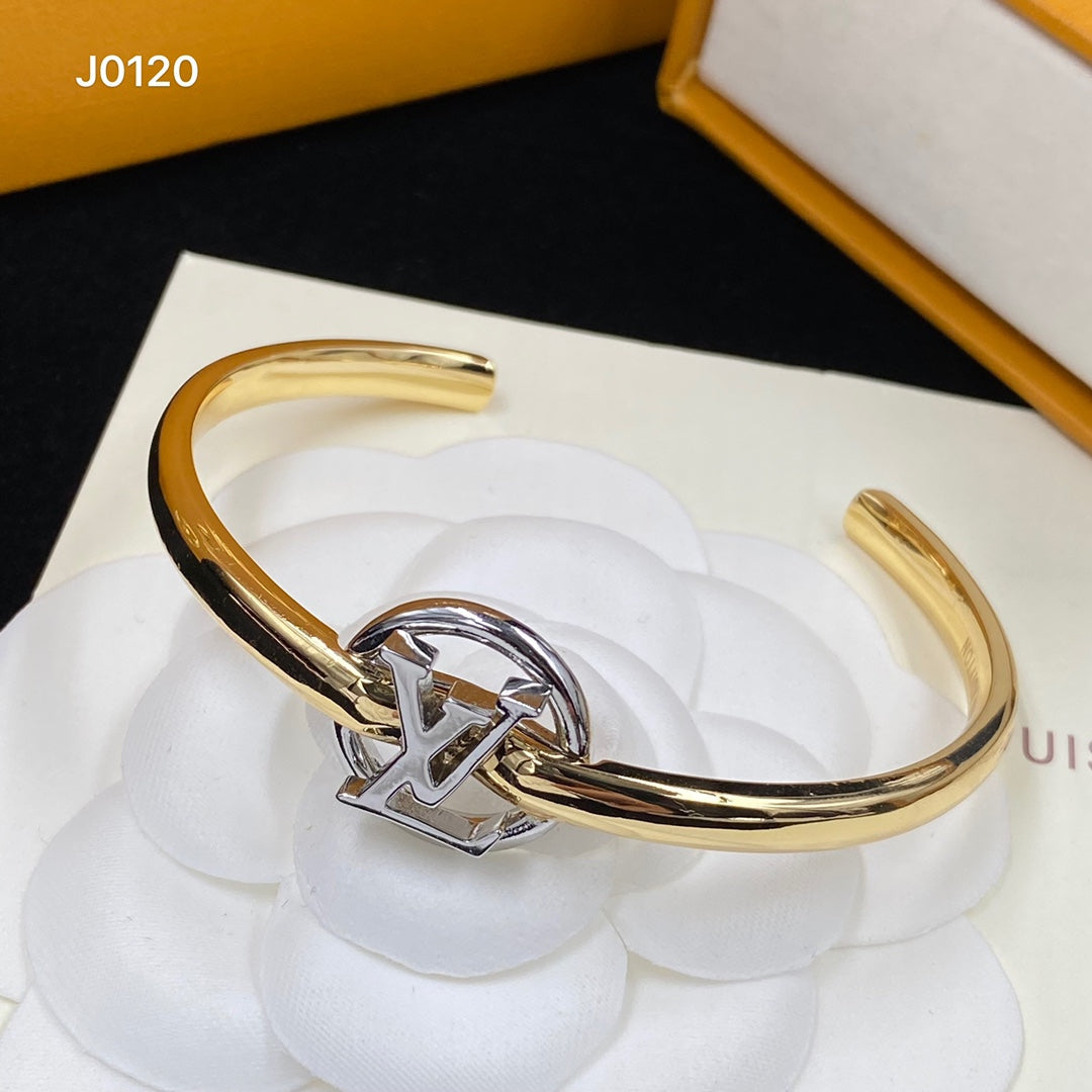 Louis Vuitton Open Bracelet – Luxury Jewelry – product image 3