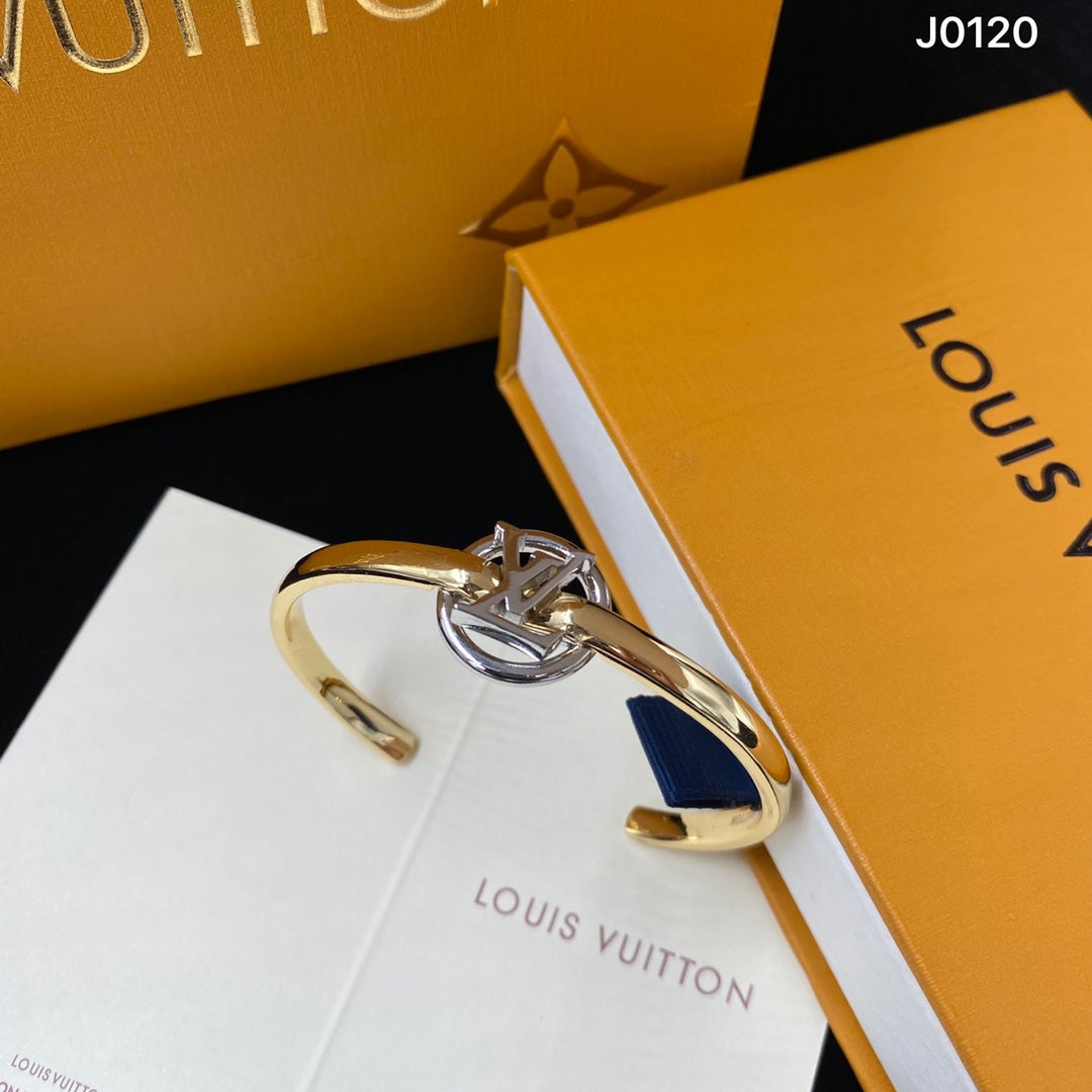 Louis Vuitton Open Bracelet – Luxury Jewelry – product image 4