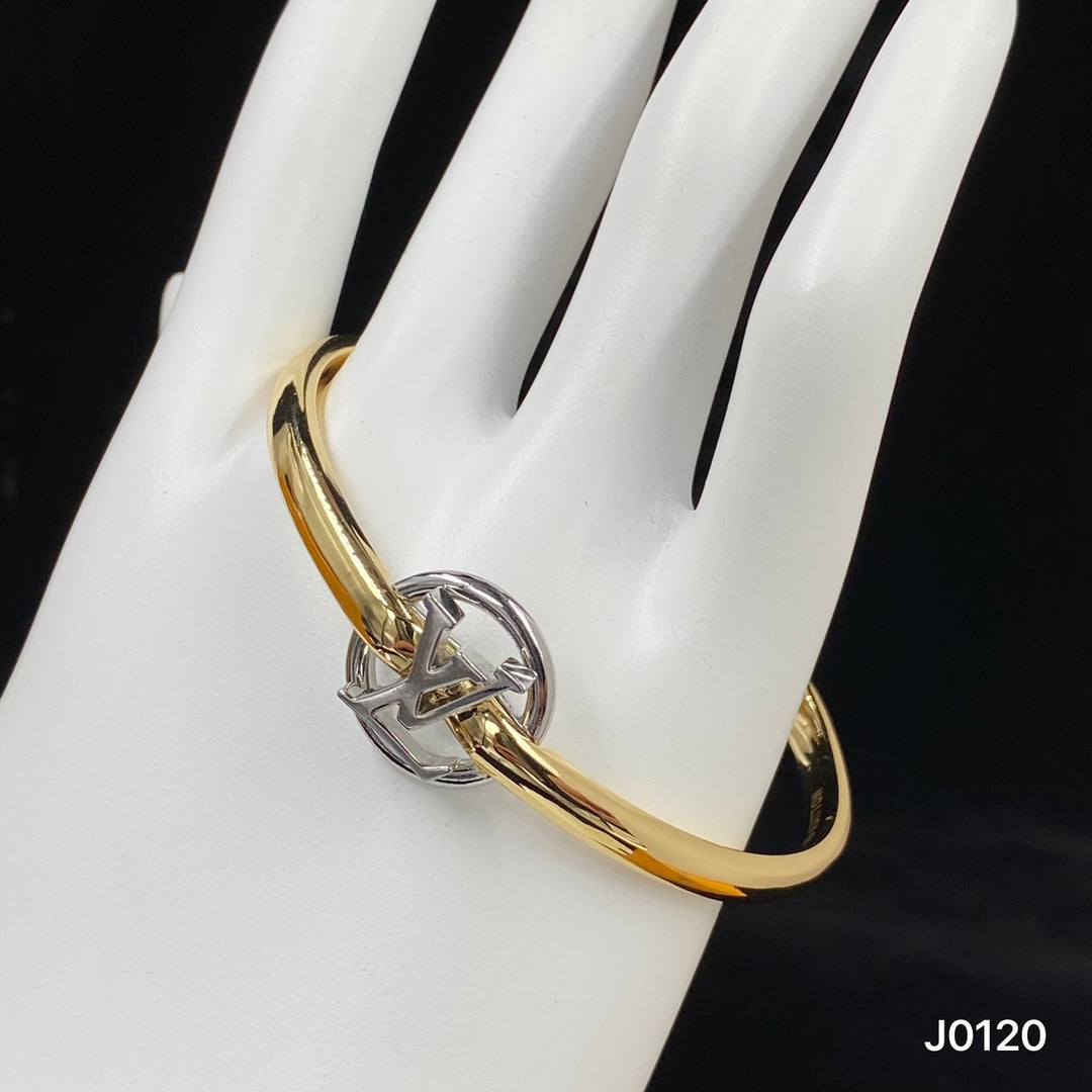 Louis Vuitton Open Bracelet – Luxury Jewelry – product image 5