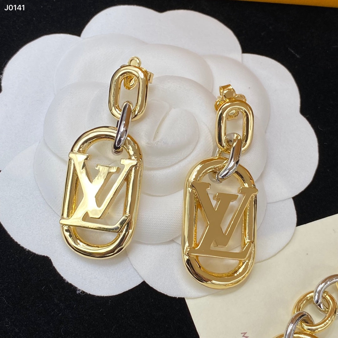 Louis Vuitton Oval Chain Necklace Bracelet Earring Set – Luxury Jewelry – product image 17