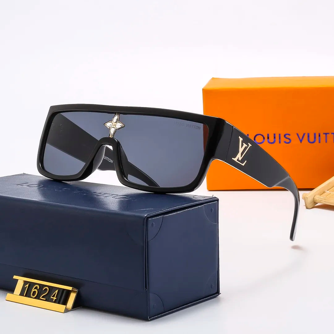 Louis Vuitton Oversized Crystal Printed Sunglasses for Unisex – product image 3