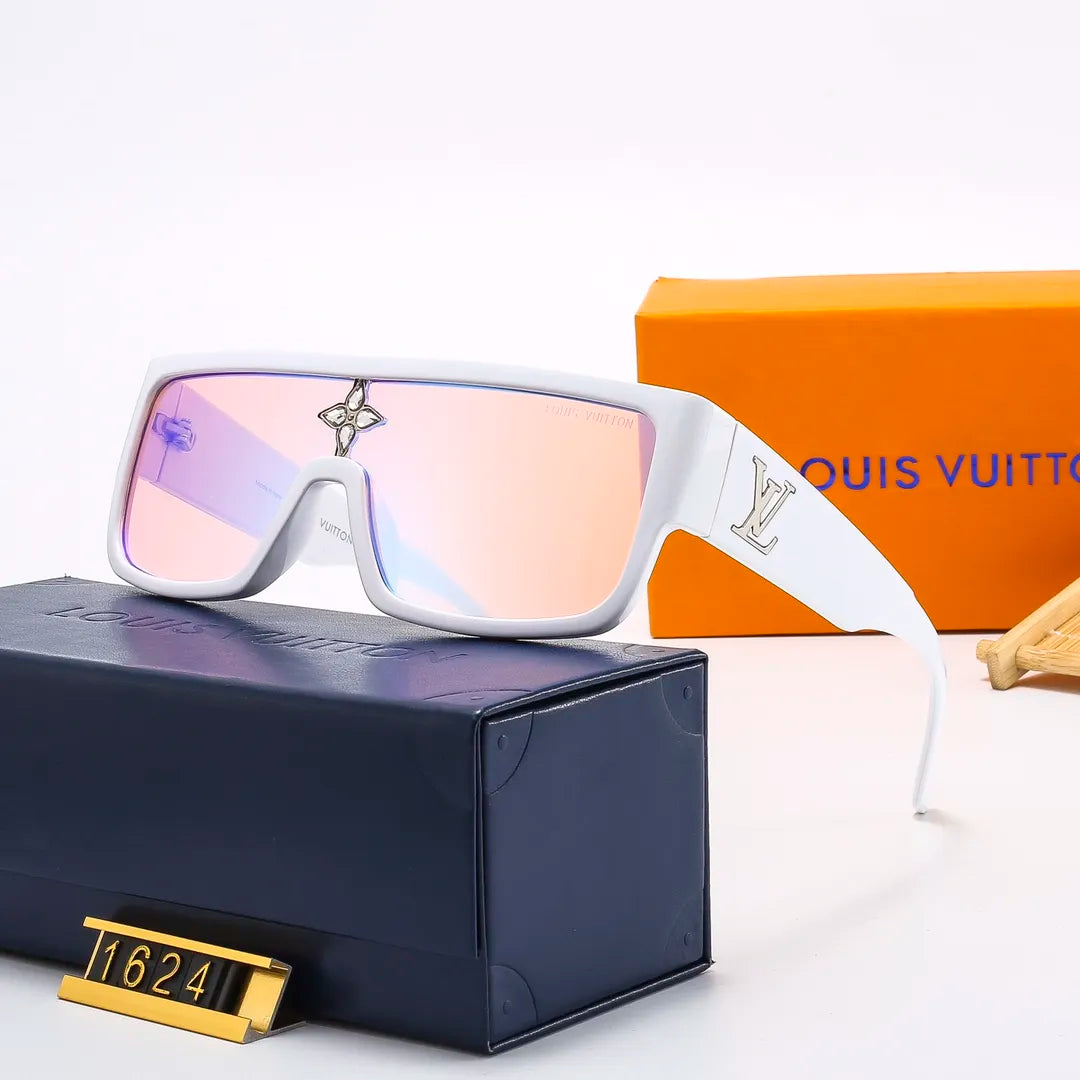 Louis Vuitton Oversized Crystal Printed Sunglasses for Unisex – product image 6