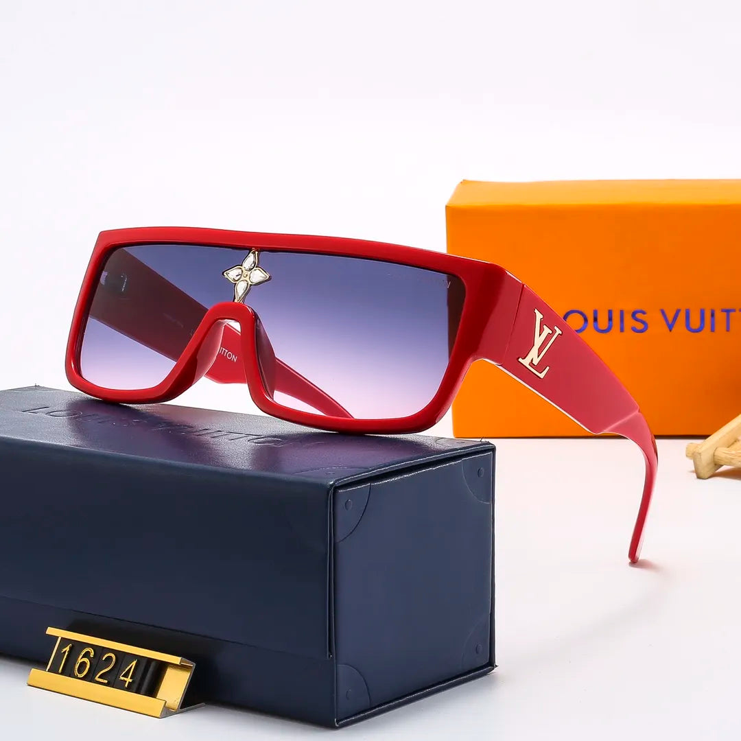 Louis Vuitton Oversized Crystal Printed Sunglasses for Unisex – product image 7