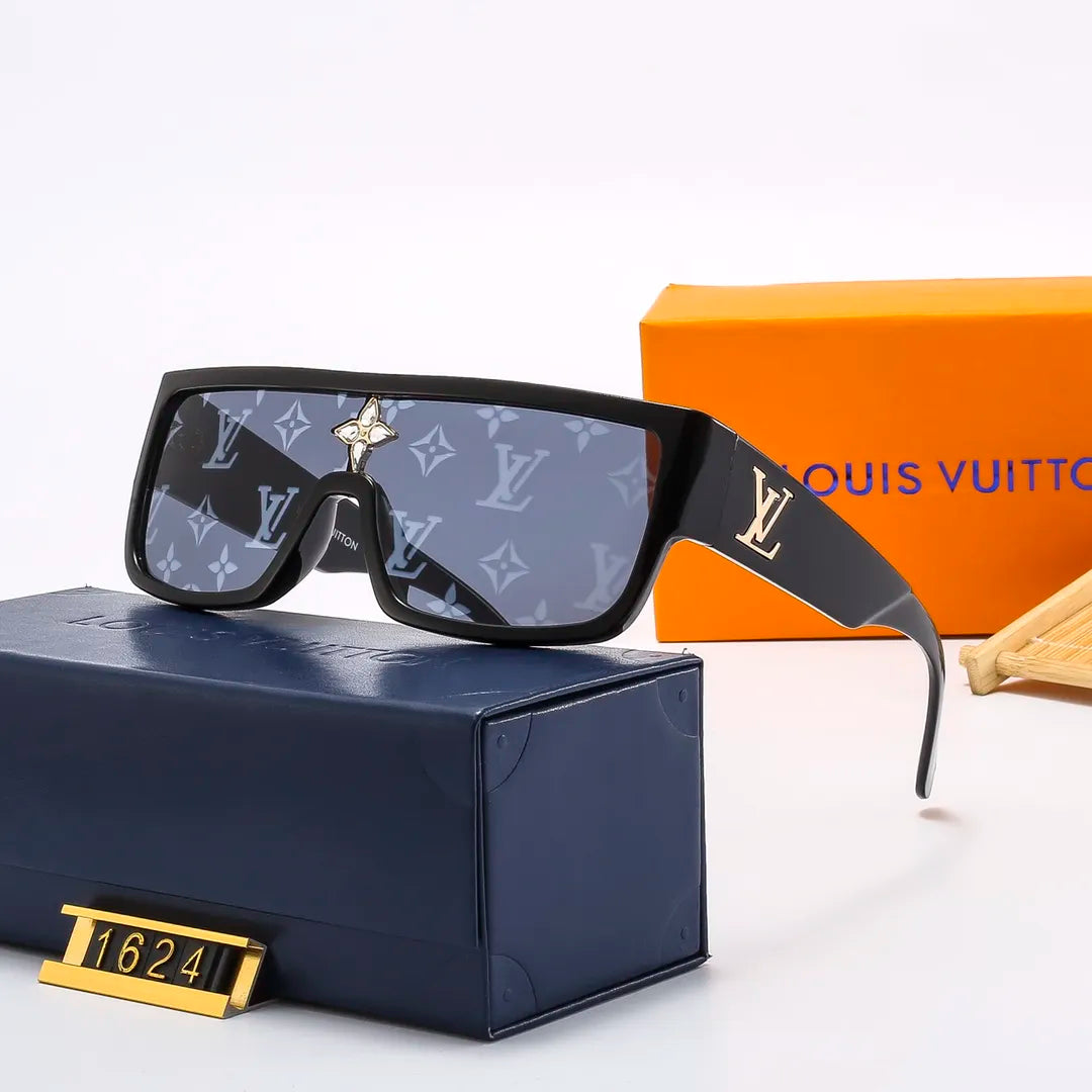 Louis Vuitton Oversized Crystal Printed Sunglasses for Unisex – product image 8