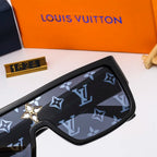Louis Vuitton Oversized Crystal Printed Sunglasses for Unisex – product image 17