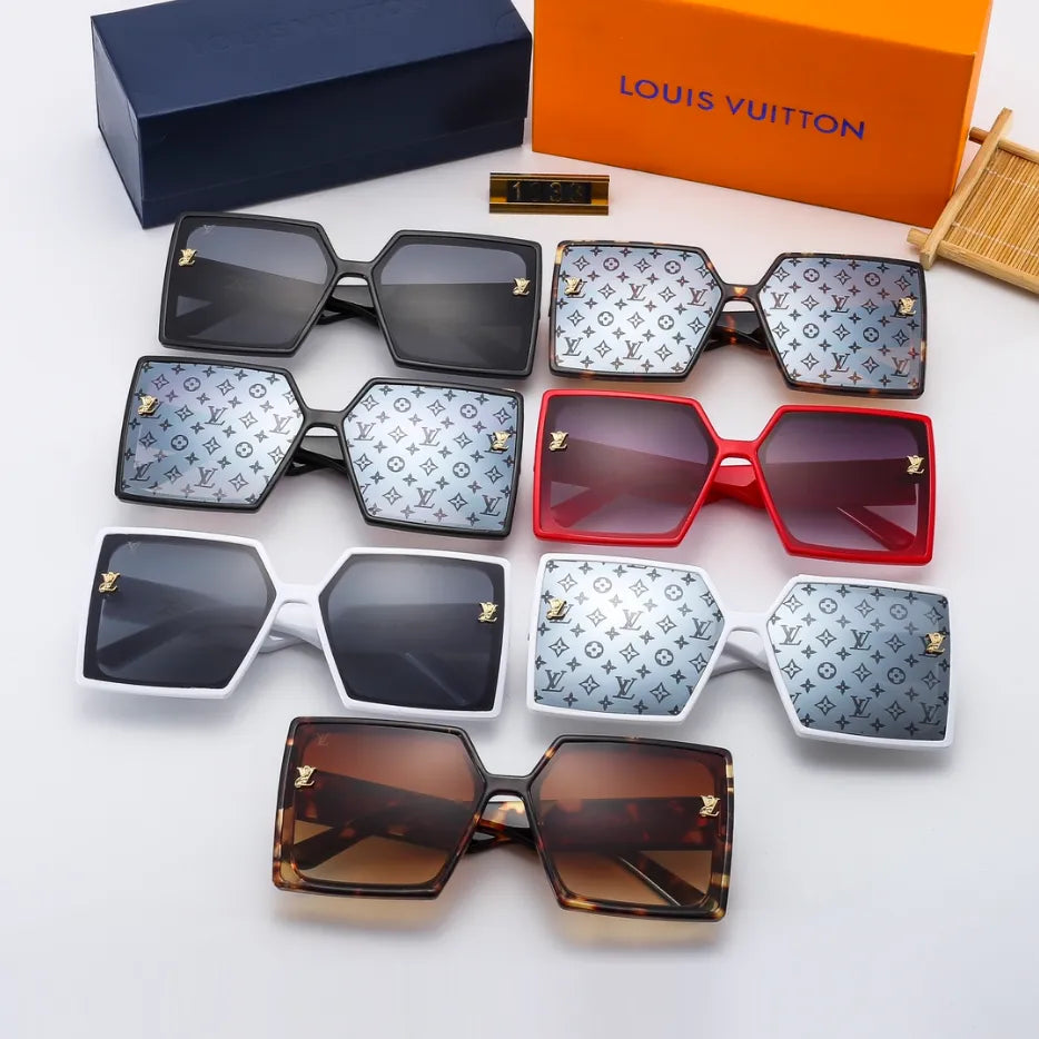 Louis Vuitton Oversized Large Frame Watermark Sunglasses for Unisex – product image 17