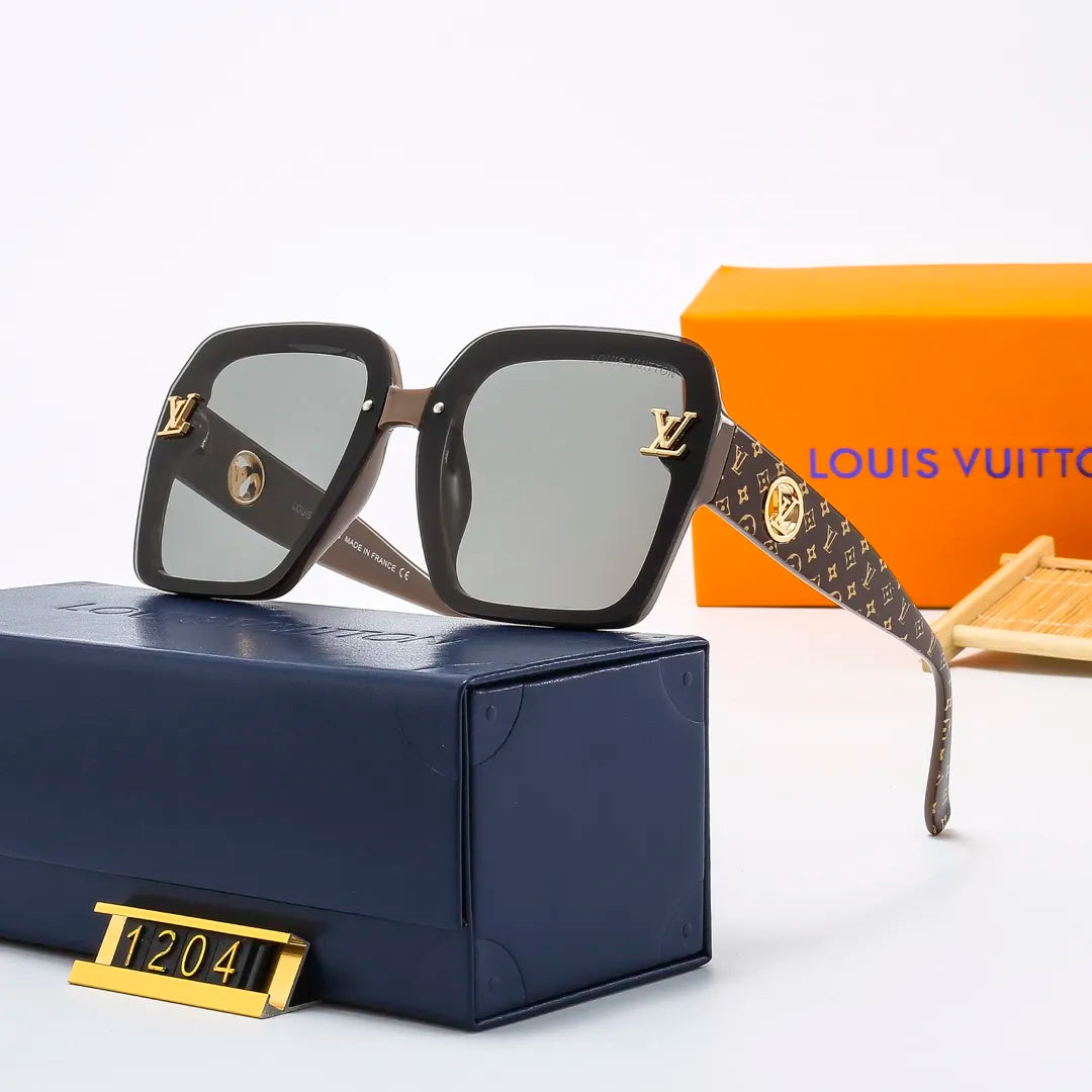 Louis Vuitton Oversized Watermark Frame Sunglasses for Unisex – product image 3