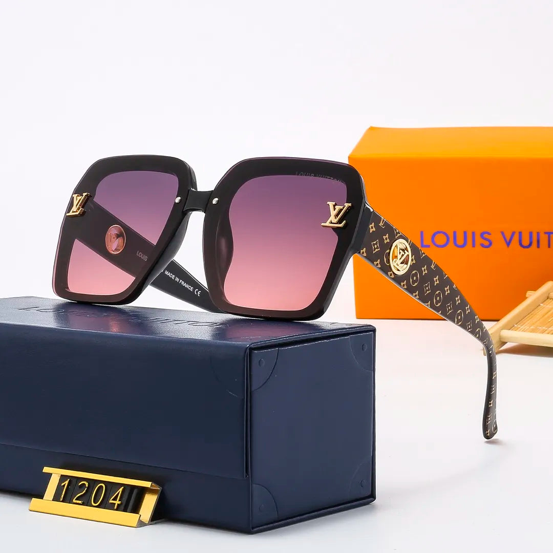 Louis Vuitton Oversized Watermark Frame Sunglasses for Unisex – product image 4