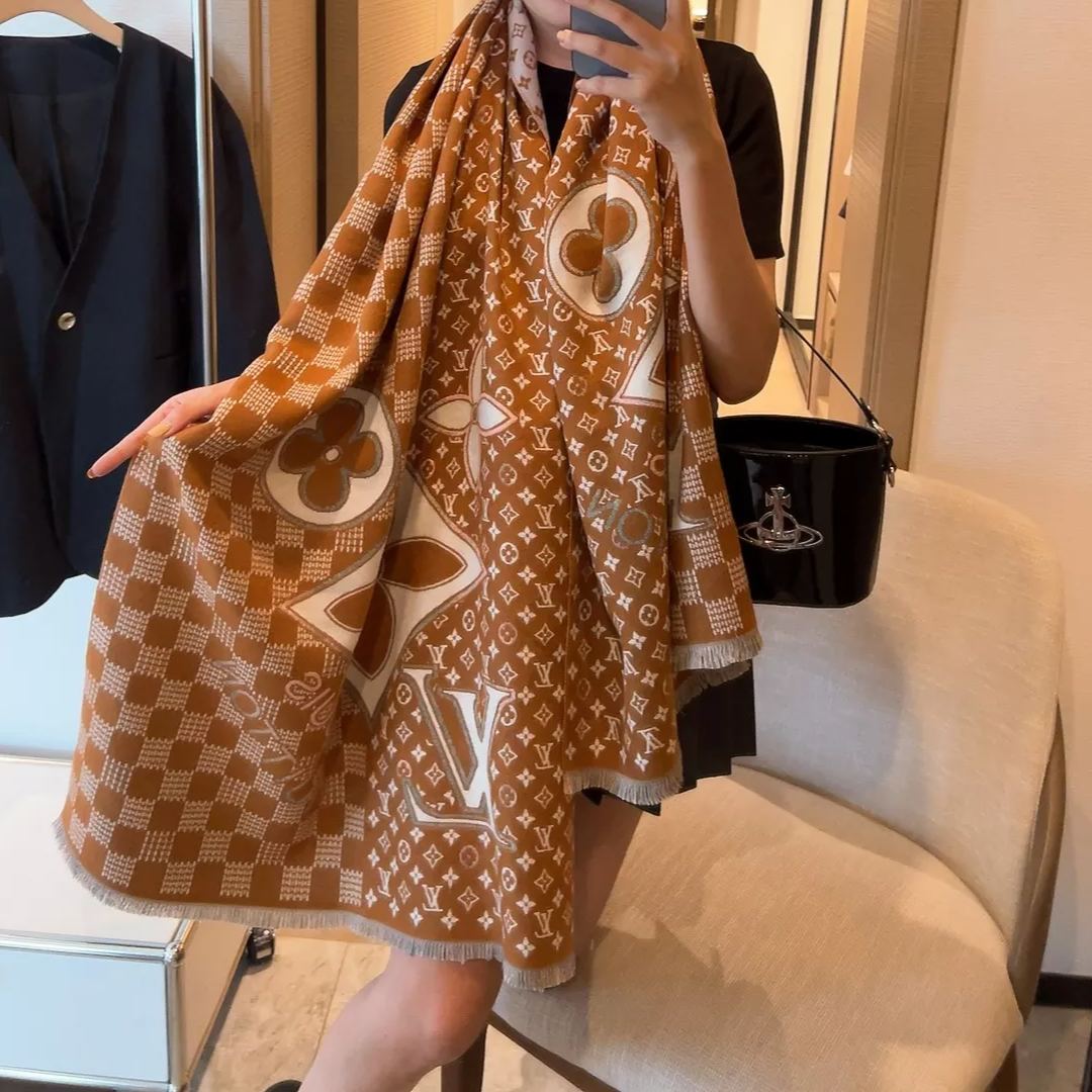 Louis Vuitton Plaid Panel Monogram Cashmere Scarf Shawl for Women – product image 22
