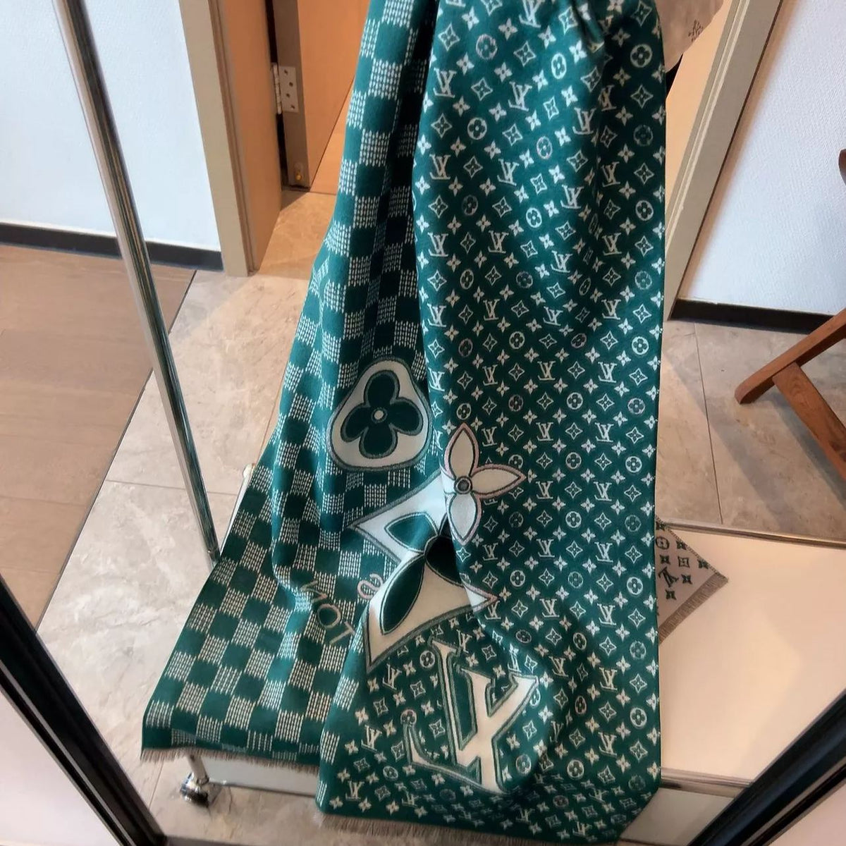 Louis Vuitton Plaid Panel Monogram Cashmere Scarf Shawl for Women – product image 6