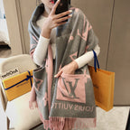 Louis Vuitton Premium Woven Double-sided Jacquard Pocket Scarf for Women – product image 1