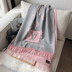 Louis Vuitton Premium Woven Double-sided Jacquard Pocket Scarf for Women – product image 20