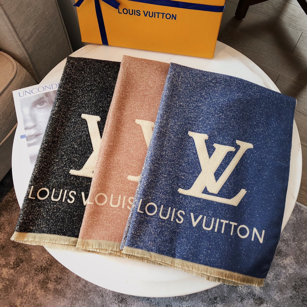 Louis Vuitton Premium Woven Gradient Color Scarf for Women – product image 10