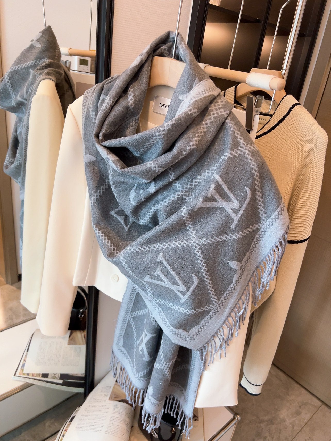 Louis Vuitton Premium Woven Rabbit Velvet Monogram Fringe Scarf Shawl – product image 24