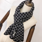 Louis Vuitton Premium Woven Unisex Plaid Scarf – product image 14
