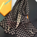 Louis Vuitton Premium Woven Unisex Plaid Scarf – product image 9