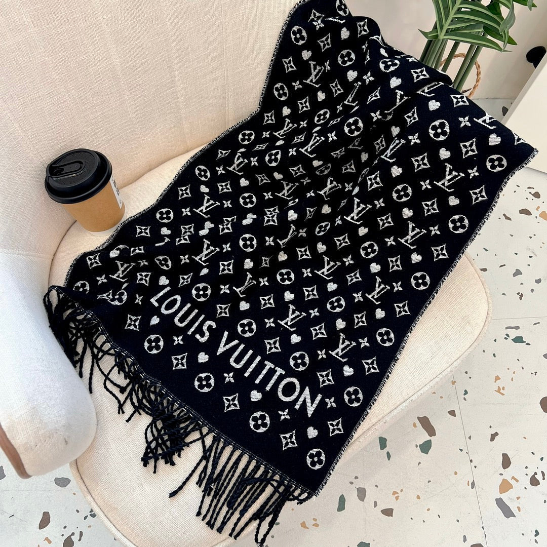 Louis Vuitton Premium Woven Vintage Embossed Scarf for Women – product image 1