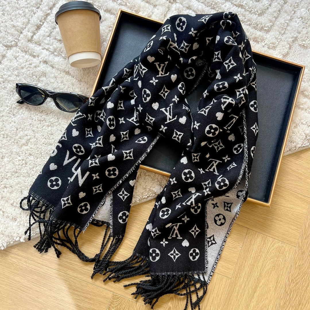 Louis Vuitton Premium Woven Vintage Embossed Scarf for Women – product image 15